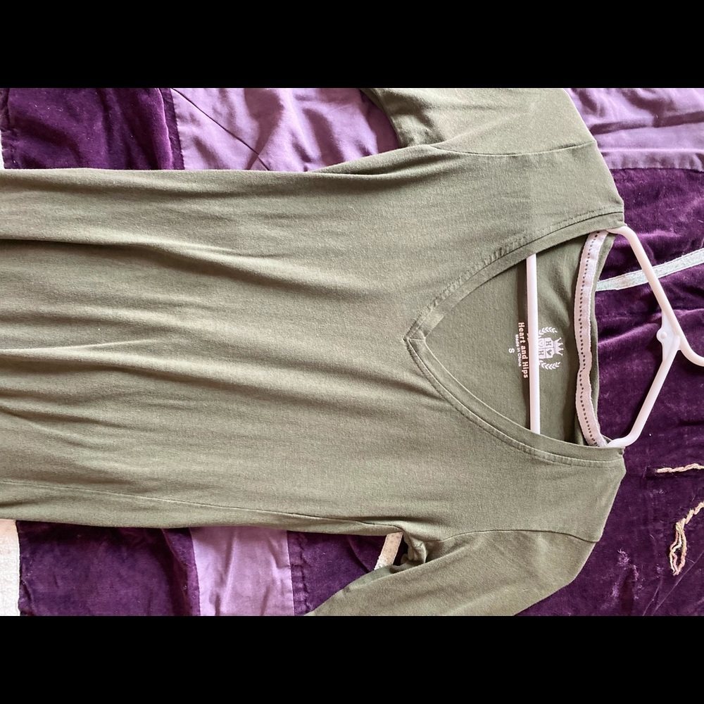 Nice comfy long sleeve